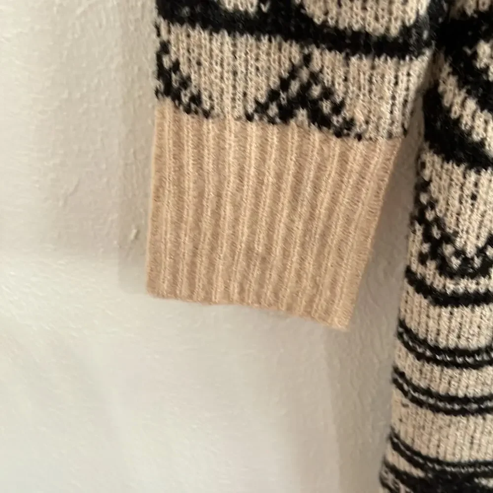 No Boundaries Black and Tan Geometric Y2K Aztec Print Long Open Front Cardigan L